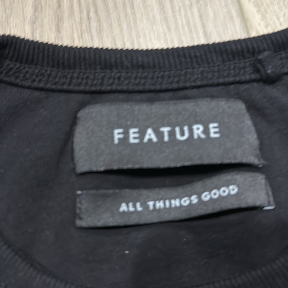 2 Men solid t-shirts (Feature brand) - Picture 7 of 8